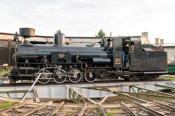 Railway turntable during restoration 